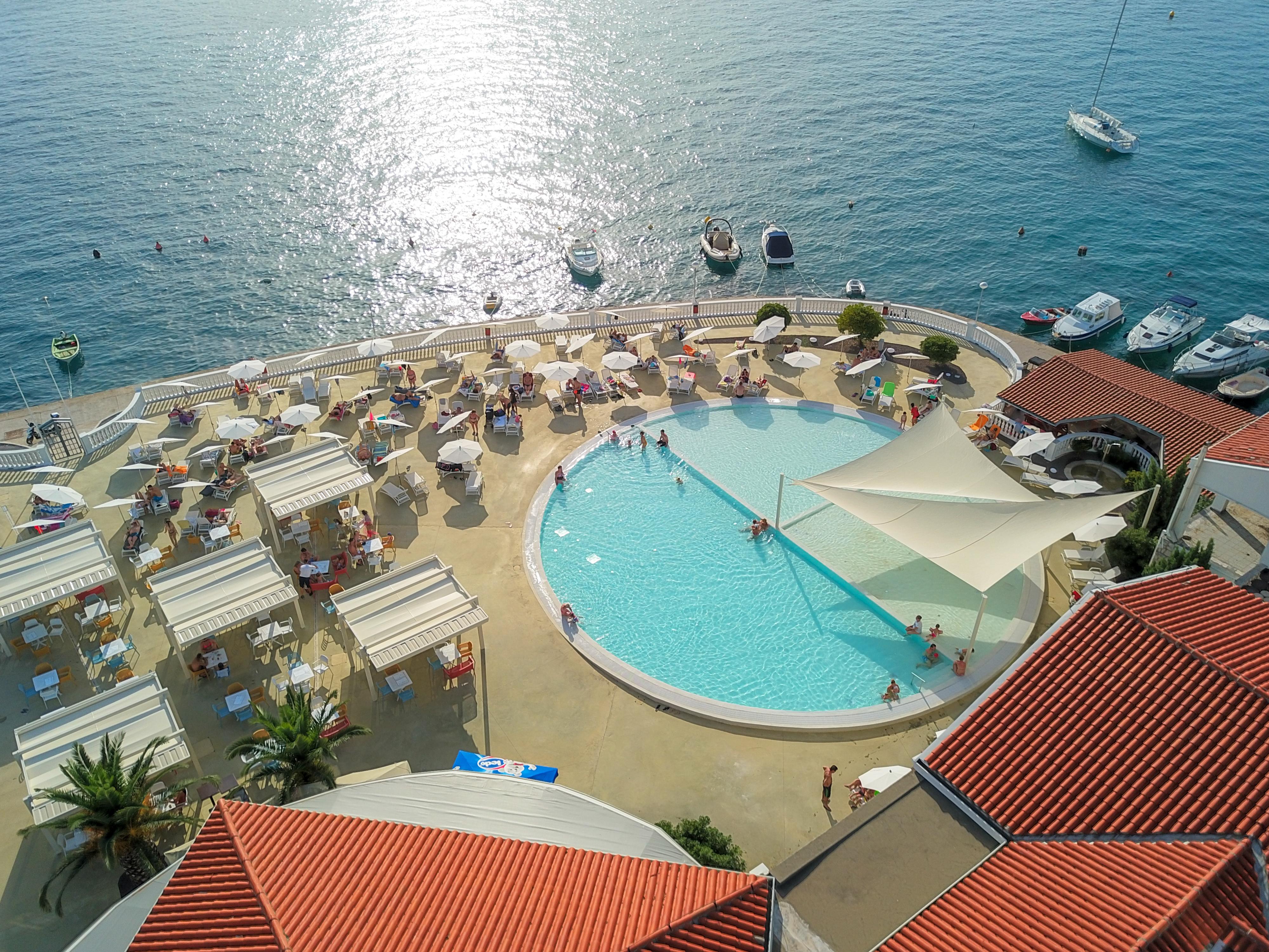 Hotel Katarina Selce Ngoại thất bức ảnh