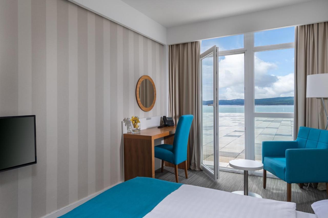 Hotel Katarina Selce Ngoại thất bức ảnh