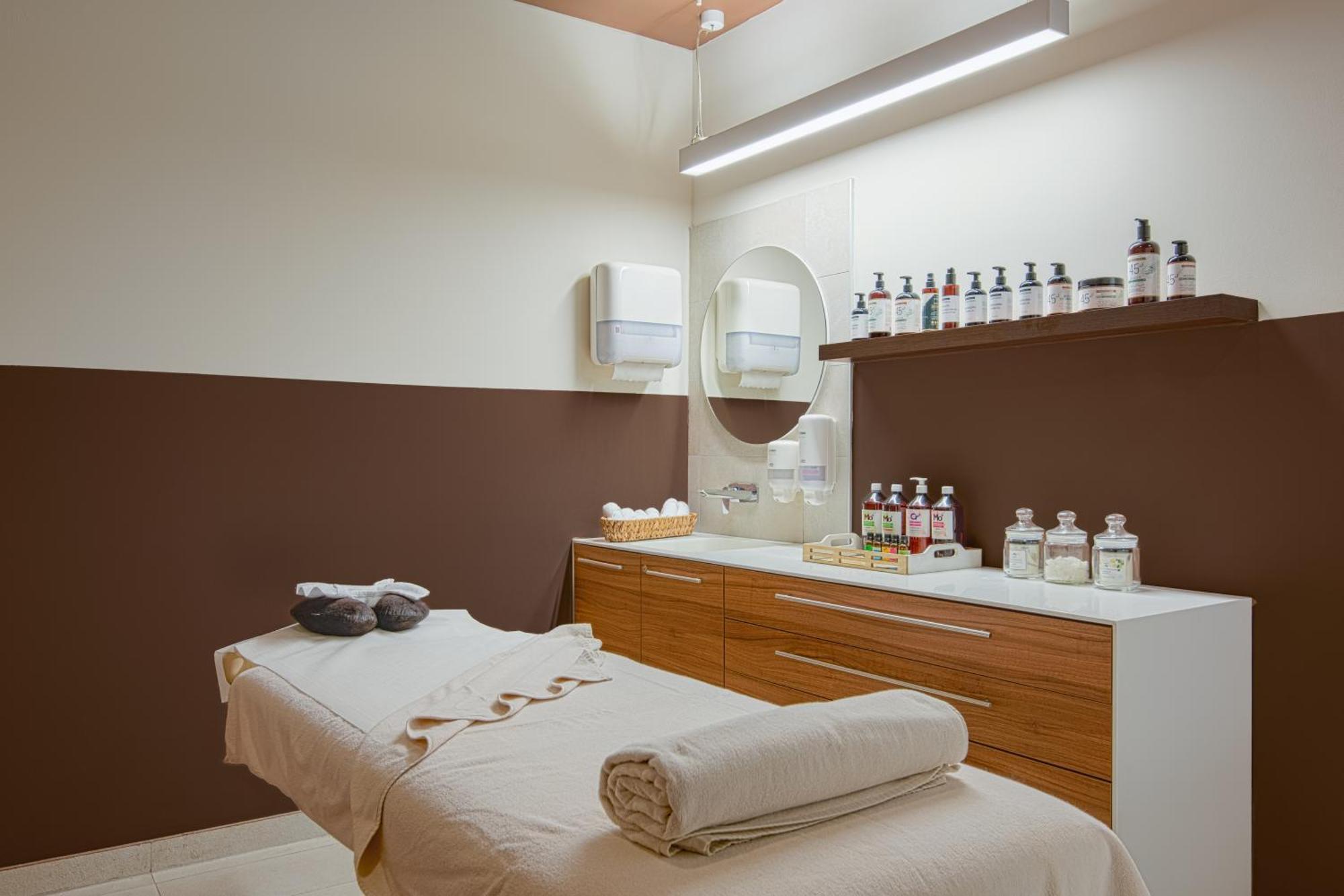 Hotel Katarina Selce Ngoại thất bức ảnh